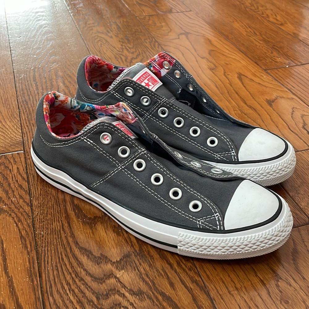NEW Converse Chuck Taylor All Star Madison Low Floral, Grey, Women’s US 9